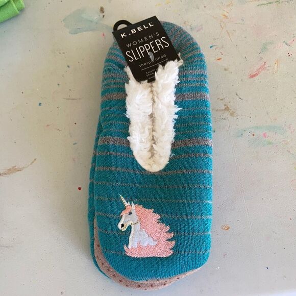 K. Bell Women’s Slippers - Picture 1 of 3